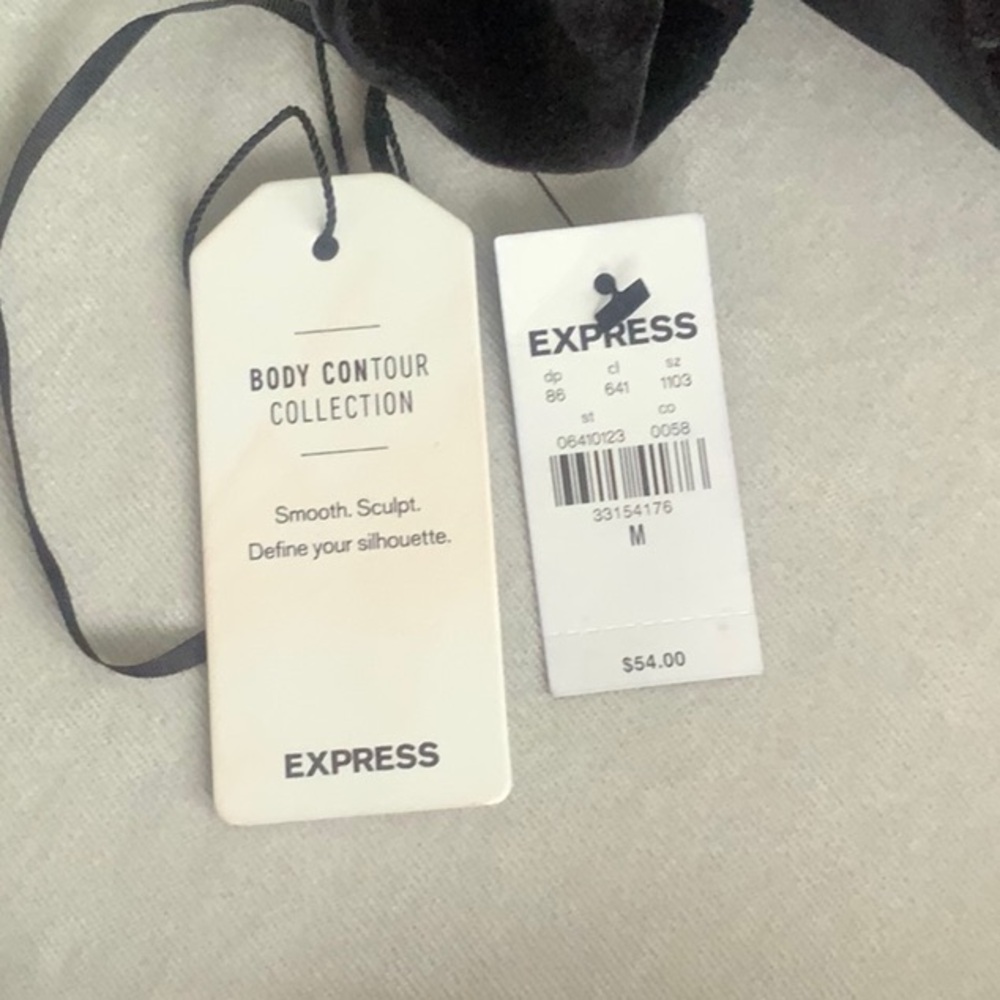 Express Body Contour Collection. Womans Med. Black velvet Brand new No flaws NWT - Picture 6 of 6